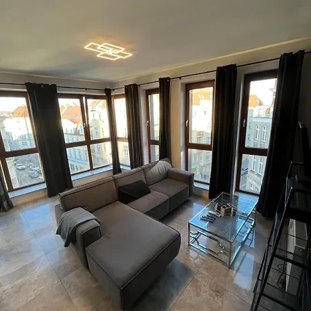 Windows To The Stylish Appartement Poznań